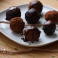 Boules de Noël cacaotées au cœur tendre