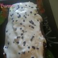 Cake à la violette et au chocolat blanc