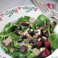 Salade de mâche, betterave et comté