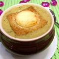 Velouté de courgette au chèvre chaud