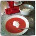 Soupe froide de tomate et poivrons et ricotta[...]