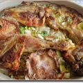 Poulet, entouré de légumes, couronné par un[...]
