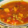 Soupe-repas aux légumineuses et au curcuma