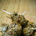 Brochettes (yakitori) de boulettes de viande à[...]