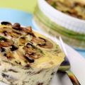 Quiche sans pâte aux champignons, cheddar et[...]