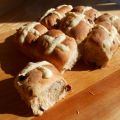 Brioches au Vendredi-Saint aux canneberges