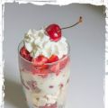 Verrines aux fraises et aux cerises[...]