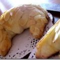 Croissants fourrés aux amandes( tcherekh),[...]
