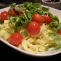 Fettucinis aux tomates cerises et basilic