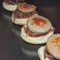 Tartelettes au boudin blanc et confit d'oignon[...]