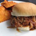 Porc déchiqueté en sauce BBQ à la Root Beer