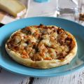 Tarte fine endives, noix, Ossau-Iraty & miel