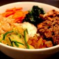 Bibimbap au boeuf ou plat de riz coréen,[...]