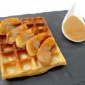Gaufre à la pomme et confiture de lait