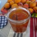 Confiture d'abricots à la vanille et aux amandes