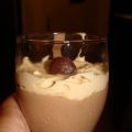 Verrine crème chocolat au lait avec chantilly[...]