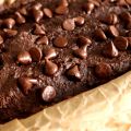 Gâteau au chocolat facile et moelleux sans œufs[...]