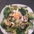 Au menu ce soir: salade toute verte et son oeuf[...]