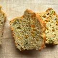 Pain aux courgettes et au fromage