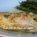 ESCALOPE DE VOLAILLE SAUCE AU BRIE ET VIN BLANC