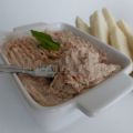 Rillettes de thon au boursin ail et fines[...]