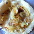 

Pain plat à l'oignon façon tarte flambée


