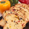 Cake aux poivrons et aux lardons