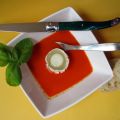 Fromage de chèvre chaud sur coulis de poivrons[...]