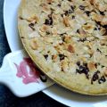 Socca aux oignons rouges et amandes effilées