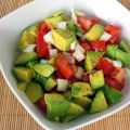 Salade de tomates et avocats