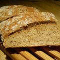 Pain au blé concassé et aux graines de lin