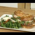 Recette de burger milanais, salade de roquette