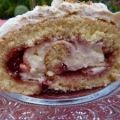 Roulé à la confiture de fraise et à la[...]