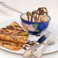 Crêpes Nature au chocolat et sorbet poires.