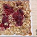 Gruau cuit au four aux pommes et aux framboises