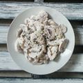 Champignons crus à la crème et au citron