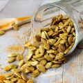 Graines de potimarron grillées au curcuma et[...]