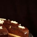 Chocolate chiffon cake with caramel buttercream[...]