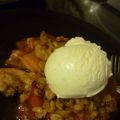 Croustade aux pommes et au fraises