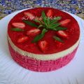 Gâteau décoré, mousses verveine, fraise, crème[...]