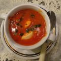 Soupe cioppino aux tomates et fruits de mer