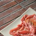 Carpaccio de veau, amandes concassées et huile[...]