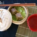 Xiu mai ou bouchées vapeur chinoises porc et[...]