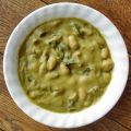 Une soupe au pesto avec gnocchi, bette à carde[...]