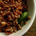 Salade de farro au citron et à la roquette