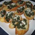 CROSTINI À LA TAPENADE D'ÉPINARDS