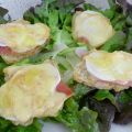 Toasts jambon cru, radis noir et munster