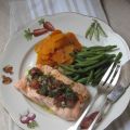 Saumon poché sauce vierge