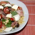 Pâtes au prosciutto, mozarella, champignons et[...]
