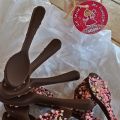 Cuillères chocolat / sucre rose qui fait BOOM